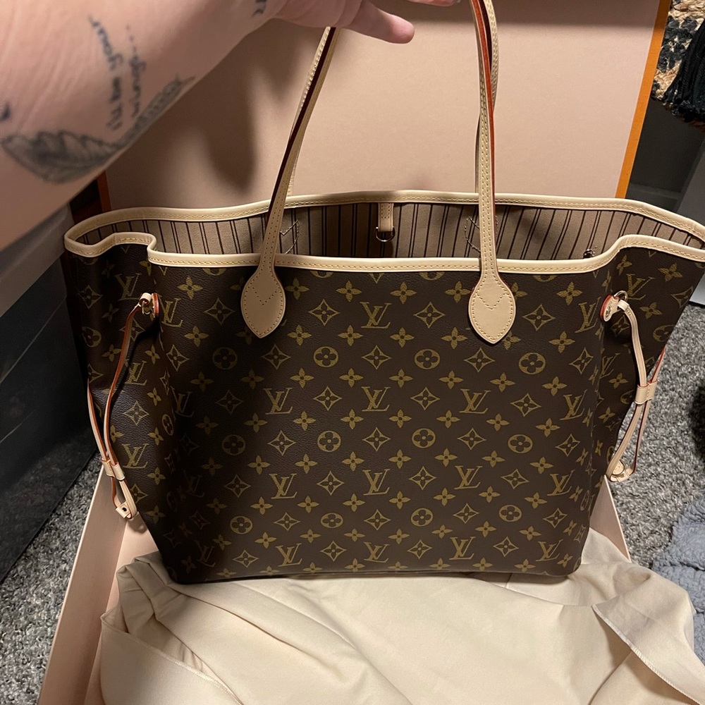 Brand New Louis Vuitton Neverfull GM